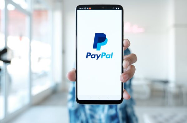 Guide on how to use PayPal linkables